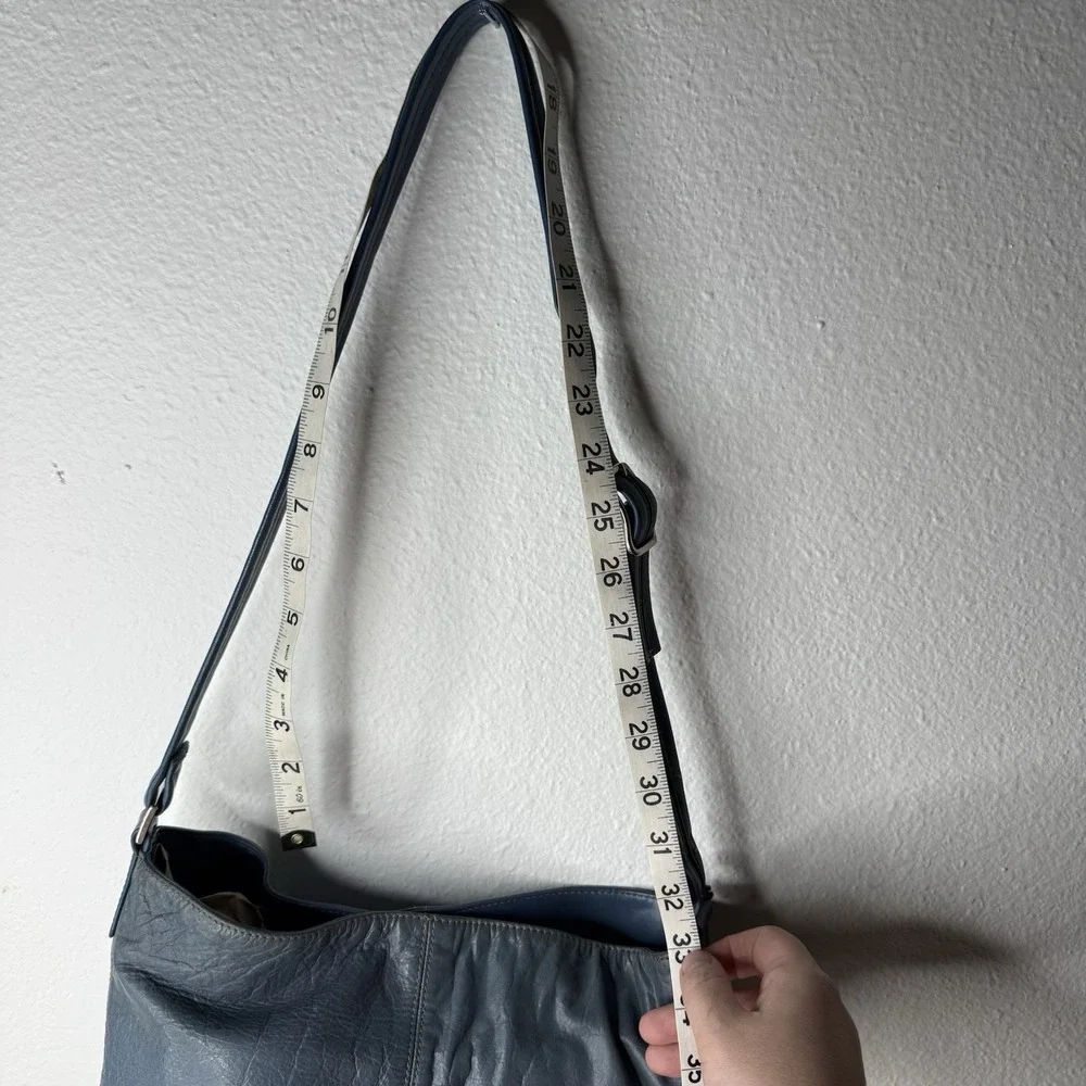 Liz Claiborne Blue Leather Bucket‎ Bag Shoulder Bag Vintage 90s Y2K Purse
